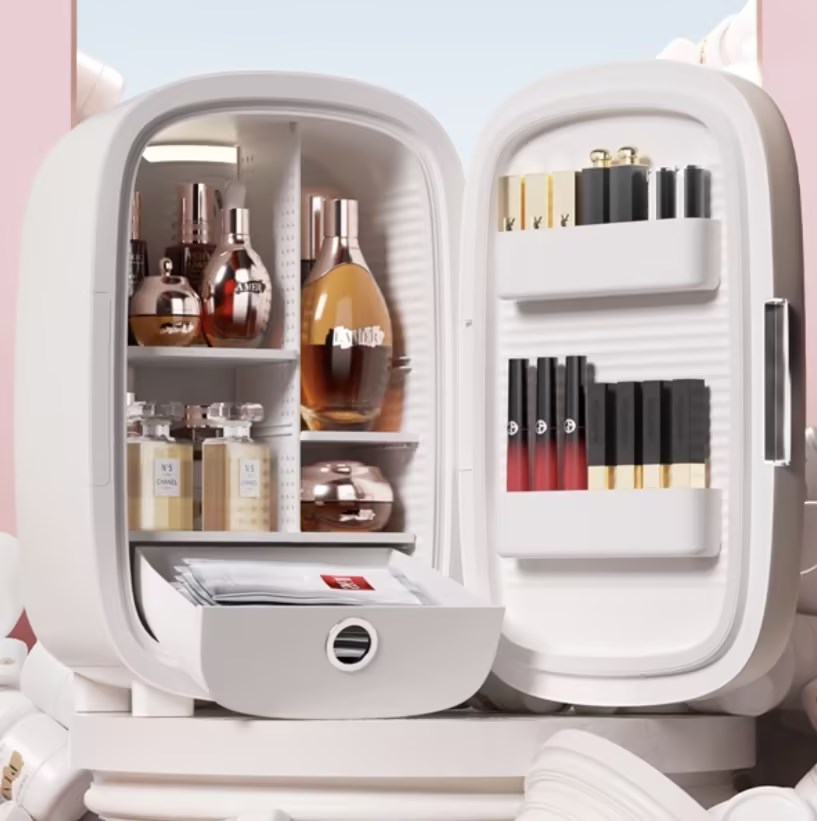 Przenośna lodówka kosmetyczna  – Beauty Makeup Fridge recenzja i cena