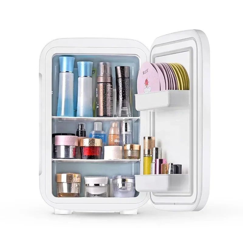 Lodówka z szklanymi drzwiami,  – Beauty Makeup Fridge recenzja i cena